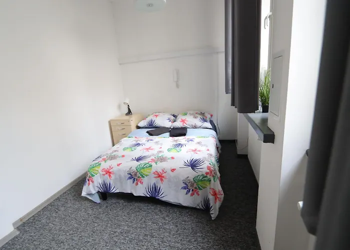 Fantastic Waw - J7 Room E